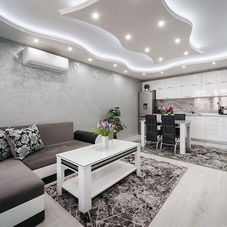 City Apartments - A Brand New Luxury & Comfy 2 Ασένοβγκραντ Εξωτερικό φωτογραφία